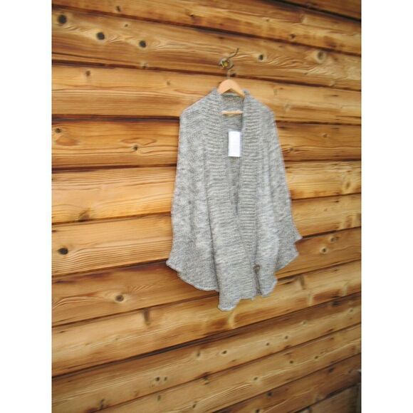 NWT SOFT SURROUNDINGS Chiang Mai Poncho Knit Sweater Gray Black Small Medium - Picture 3 of 10
